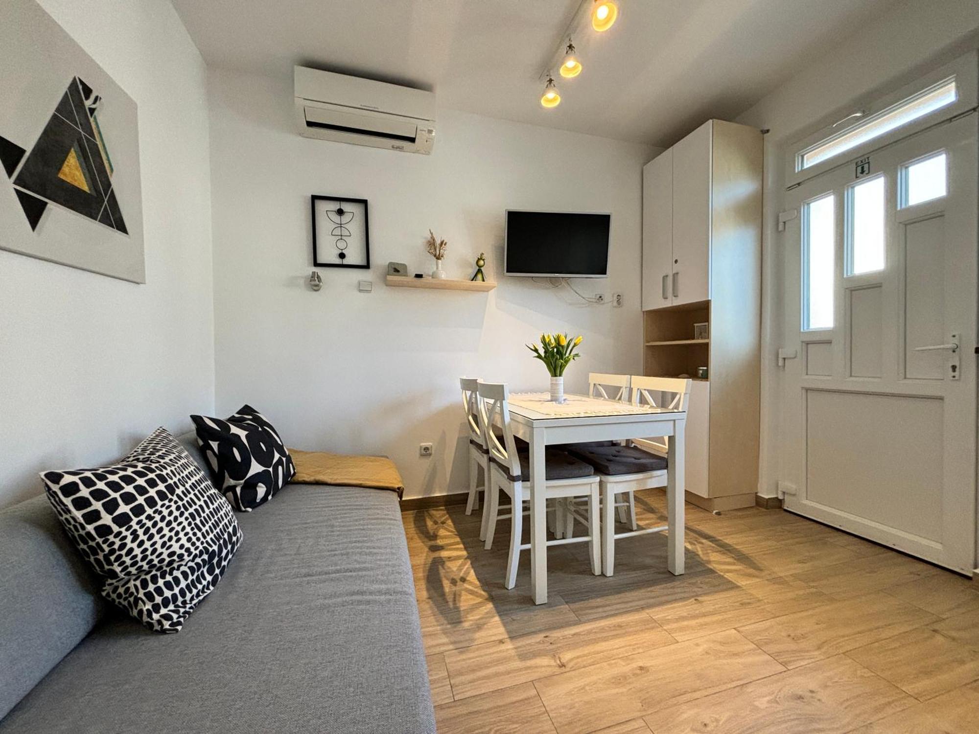 Sea & Sun Apartments Tučepi Rom bilde